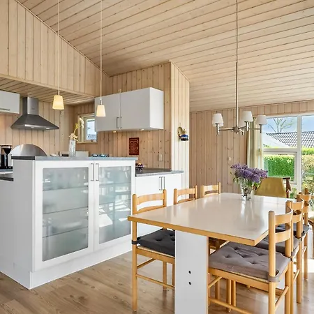 Awesome In Juelsminde Tatil Evi Sonderby (Midtjylland)
